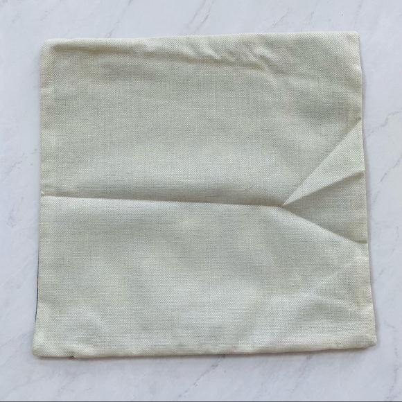 Tiger Pillow Sham Cover NWT - Picture 4 of 4